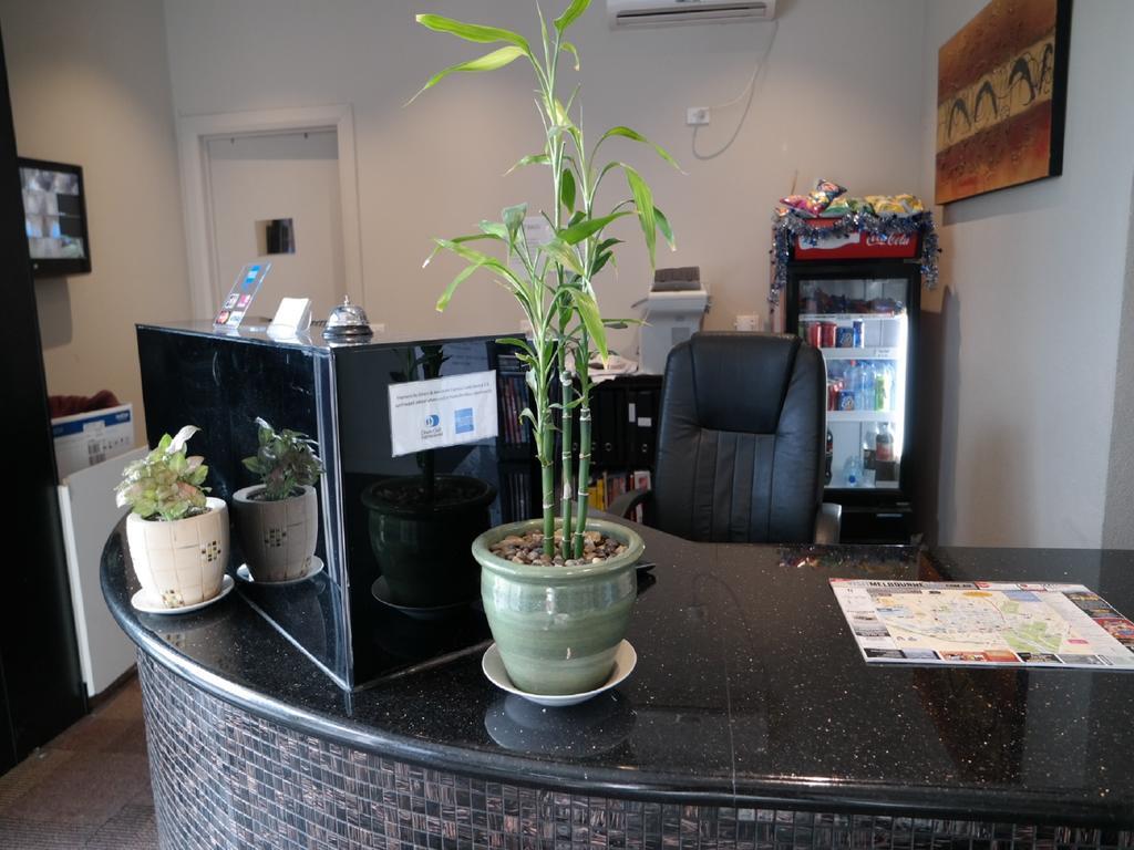 ملبورن Parkville Place Serviced Apartments المظهر الخارجي الصورة