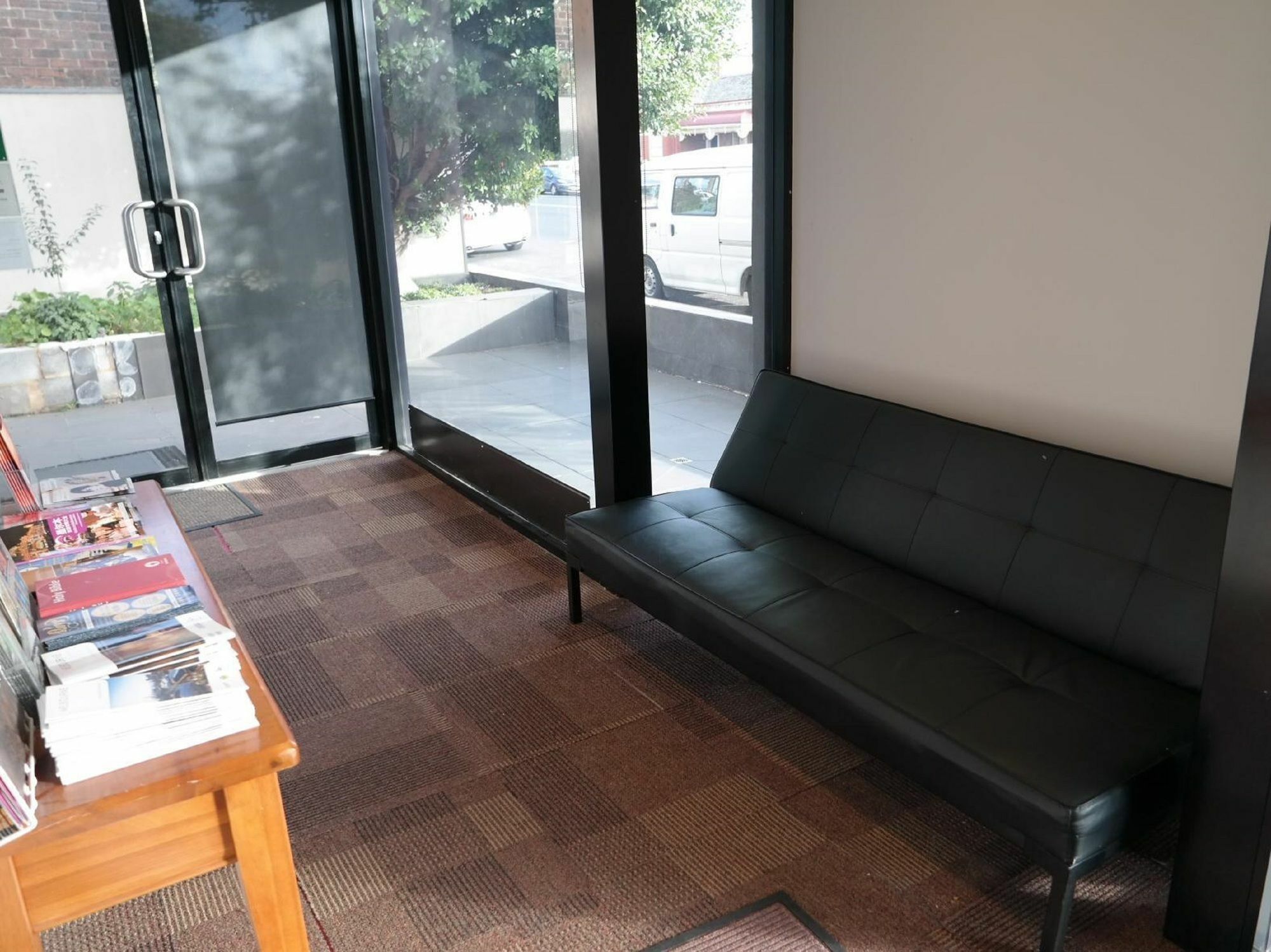 ملبورن Parkville Place Serviced Apartments المظهر الخارجي الصورة