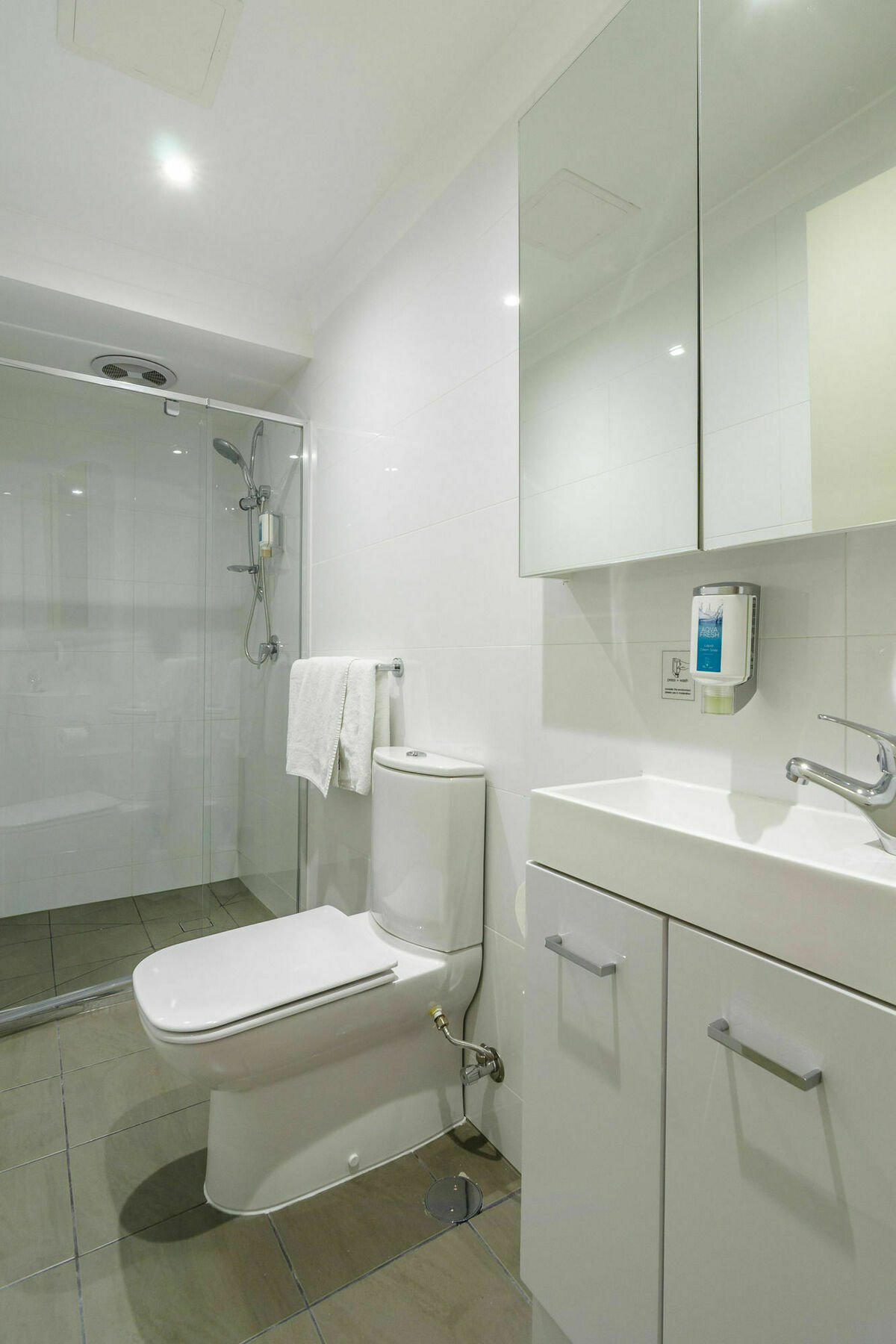 ملبورن Parkville Place Serviced Apartments المظهر الخارجي الصورة